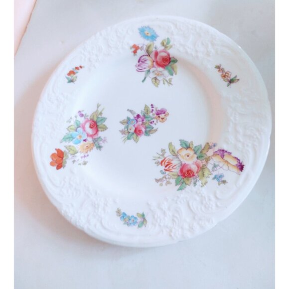 COALPORT SEVRES GROUP PATTERN EMBOSSED Bread & Butter Plates (set of 6)   5 1/2" - Picture 6 of 16
